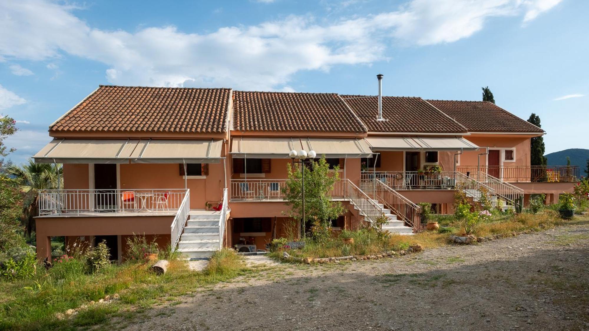 Kokkini Peach House Apartment Kokkínion Екстериор снимка